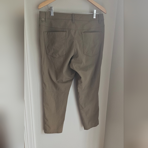 Lululemon Men's ABC Classic Fit 5 pockets utiliteck pants size 33 - Picture 10 of 11